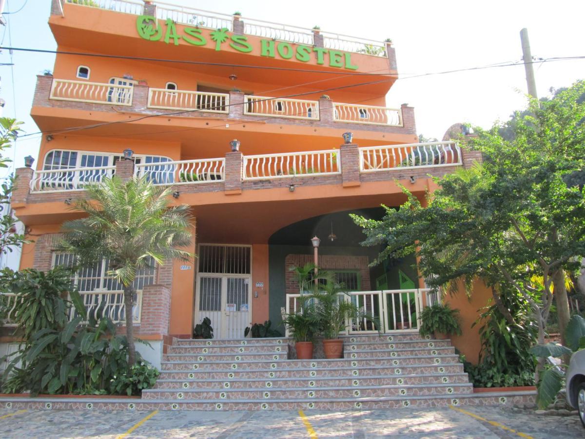 Oasis Hostel Puerto Vallarta Exterior photo