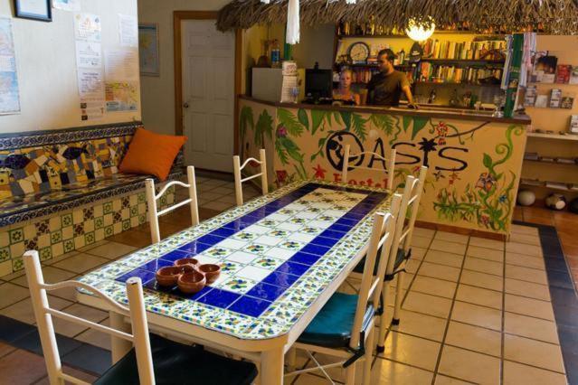 Oasis Hostel Puerto Vallarta Exterior photo